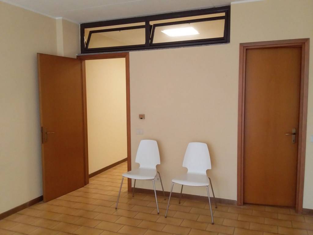 negozio in affitto a Cernusco sul Naviglio