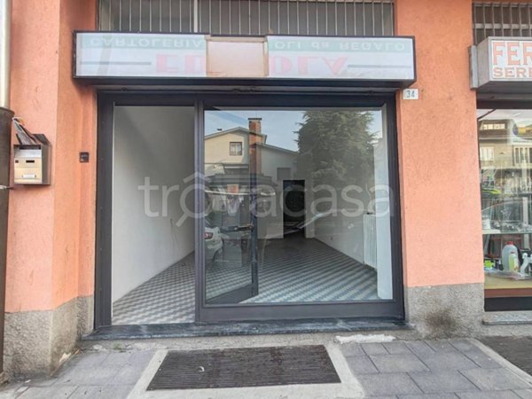 negozio in affitto a Cernusco sul Naviglio