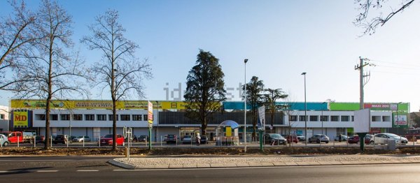 negozio in affitto a Cernusco sul Naviglio