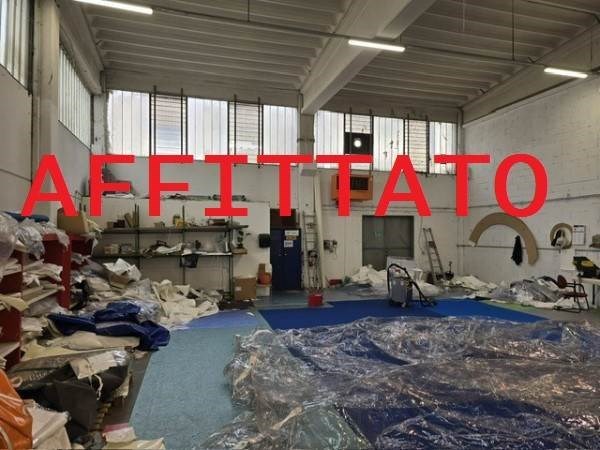 locale commerciale in affitto a Cernusco sul Naviglio