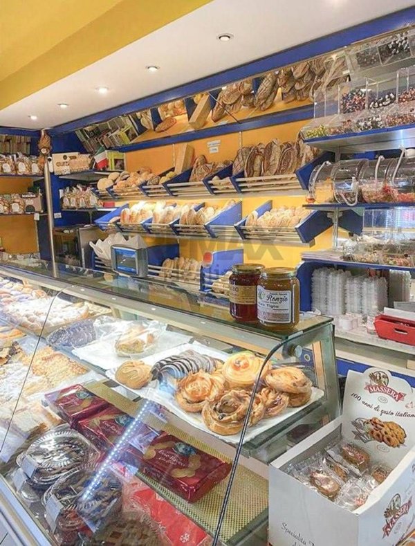 negozio in affitto a Cernusco sul Naviglio