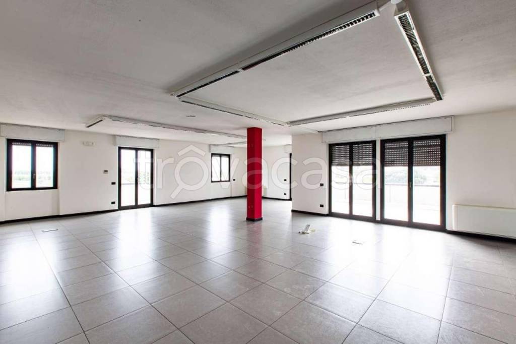 ufficio in affitto a Cernusco sul Naviglio