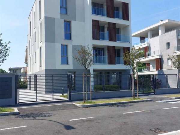 negozio in affitto a Cernusco sul Naviglio