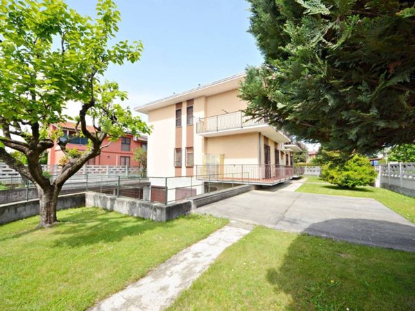 appartamento in affitto a Cernusco sul Naviglio in zona Ronco