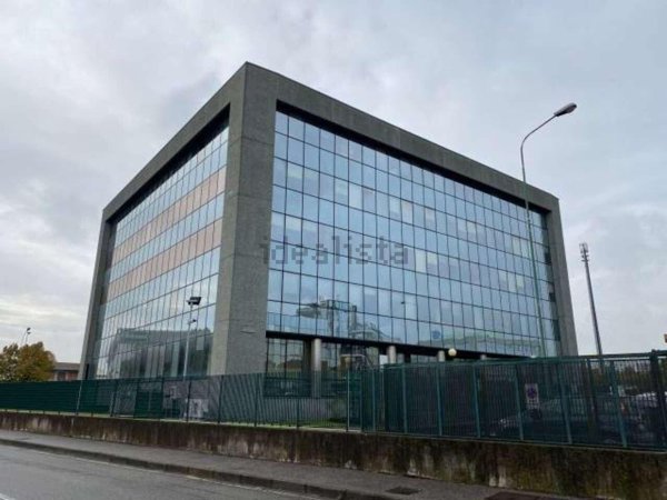 ufficio in affitto a Cernusco sul Naviglio in zona Ronco
