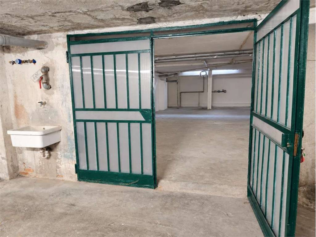 locale di sgombero in affitto a Cernusco sul Naviglio