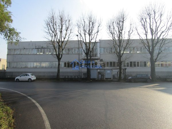 ufficio in affitto a Cernusco sul Naviglio in zona Ronco