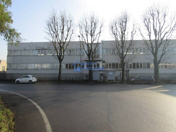 ufficio in affitto a Cernusco sul Naviglio in zona Ronco