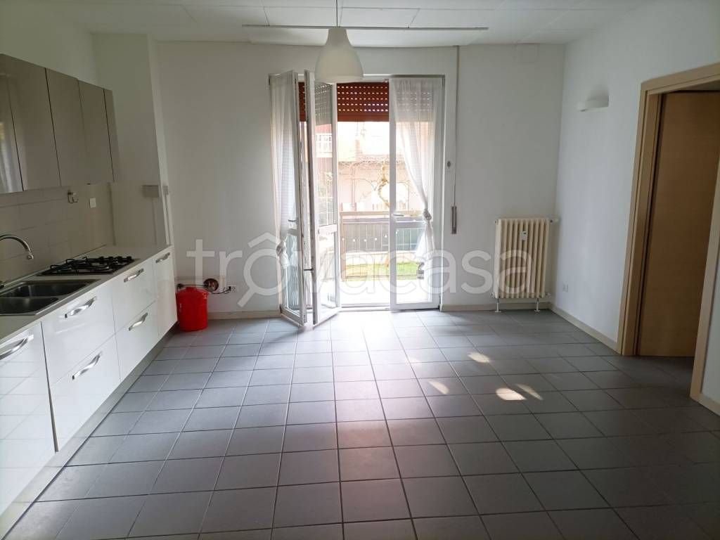 appartamento in affitto a Cesano Boscone