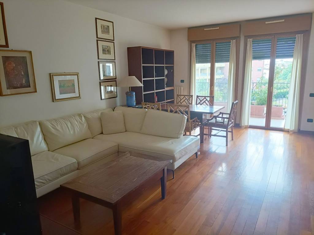 appartamento in affitto a Cesano Boscone