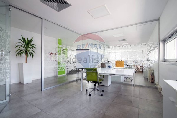 ufficio in affitto a Cesano Boscone