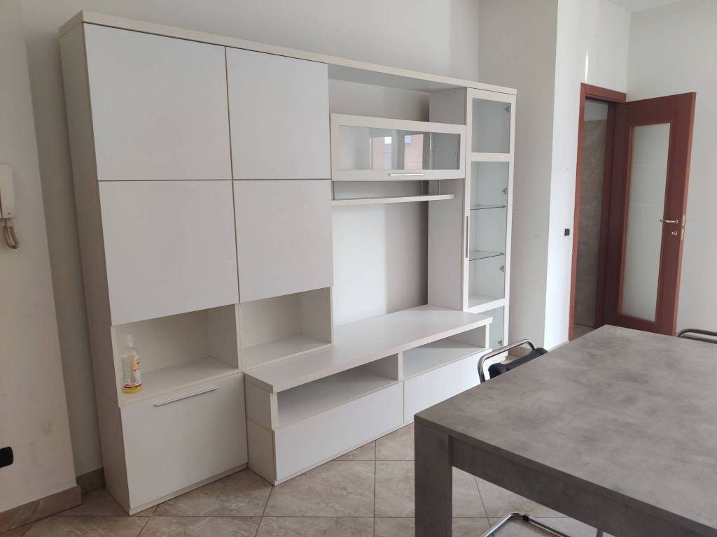 appartamento in affitto a Cesano Boscone
