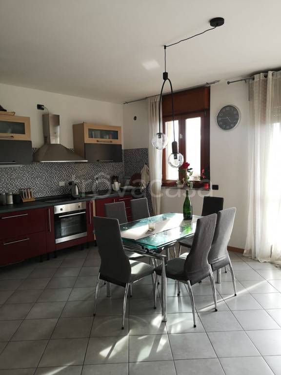 appartamento in affitto a Cesano Boscone