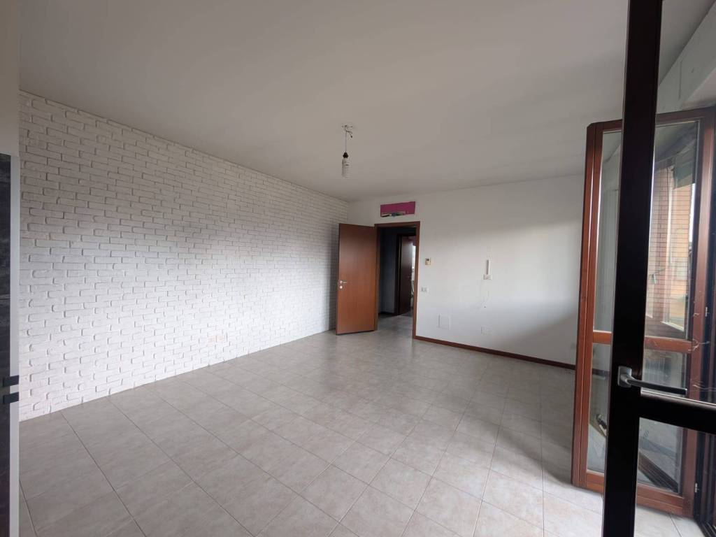 appartamento in affitto a Cesano Boscone in zona Villaggio Giardino