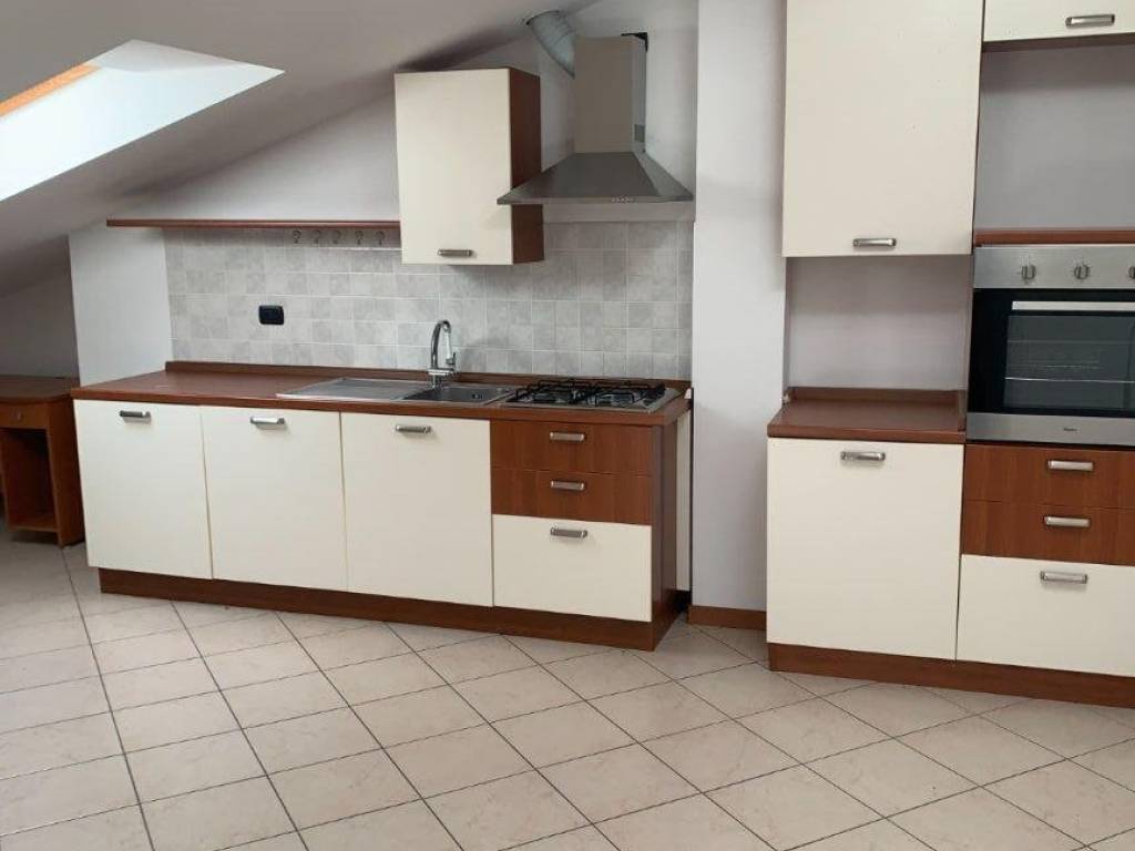 appartamento in affitto a Cesate