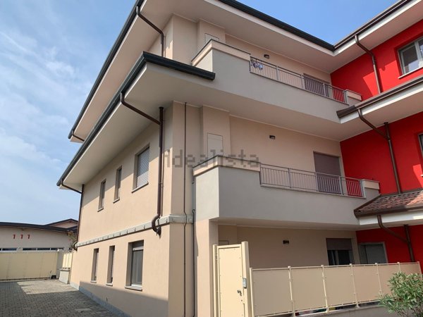 appartamento in affitto a Cesate