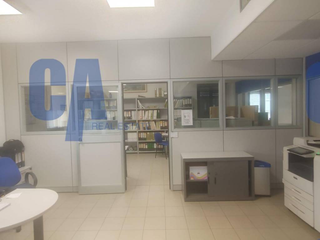 ufficio in affitto a Cinisello Balsamo in zona Robecco