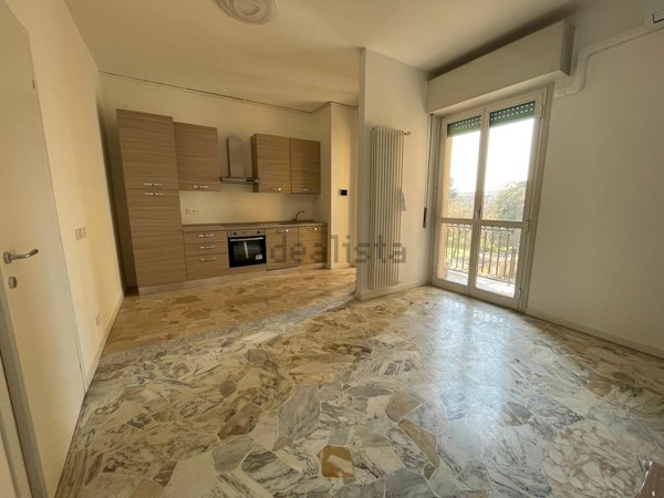 appartamento in affitto a Cinisello Balsamo in zona Robecco