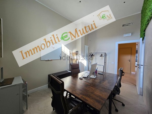 ufficio in affitto a Cinisello Balsamo