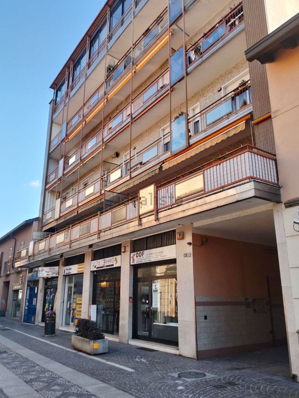 negozio in affitto a Cinisello Balsamo