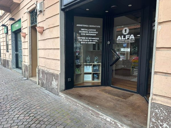 negozio in affitto a Cinisello Balsamo