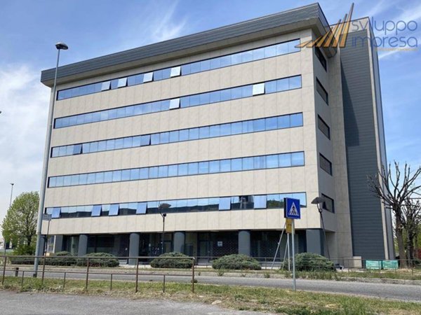 ufficio in affitto a Cinisello Balsamo