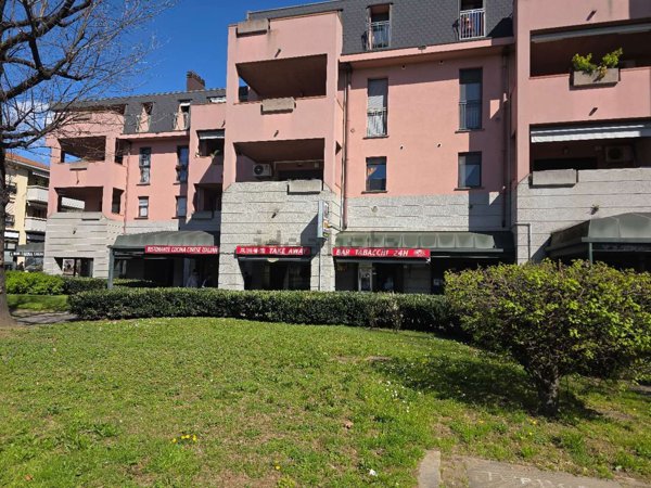 negozio in affitto a Cinisello Balsamo