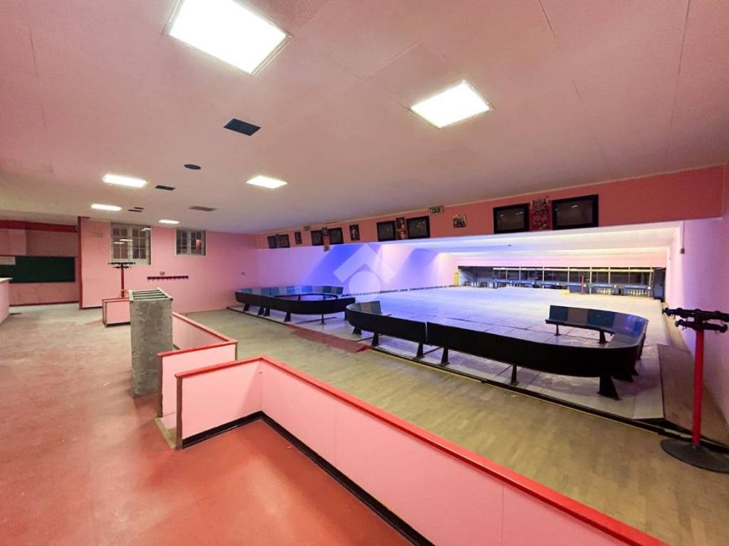 negozio in affitto a Cinisello Balsamo