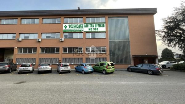 ufficio in affitto a Cinisello Balsamo