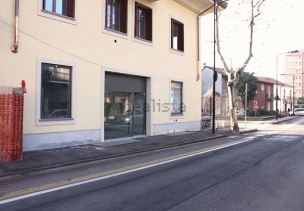 negozio in affitto a Cinisello Balsamo
