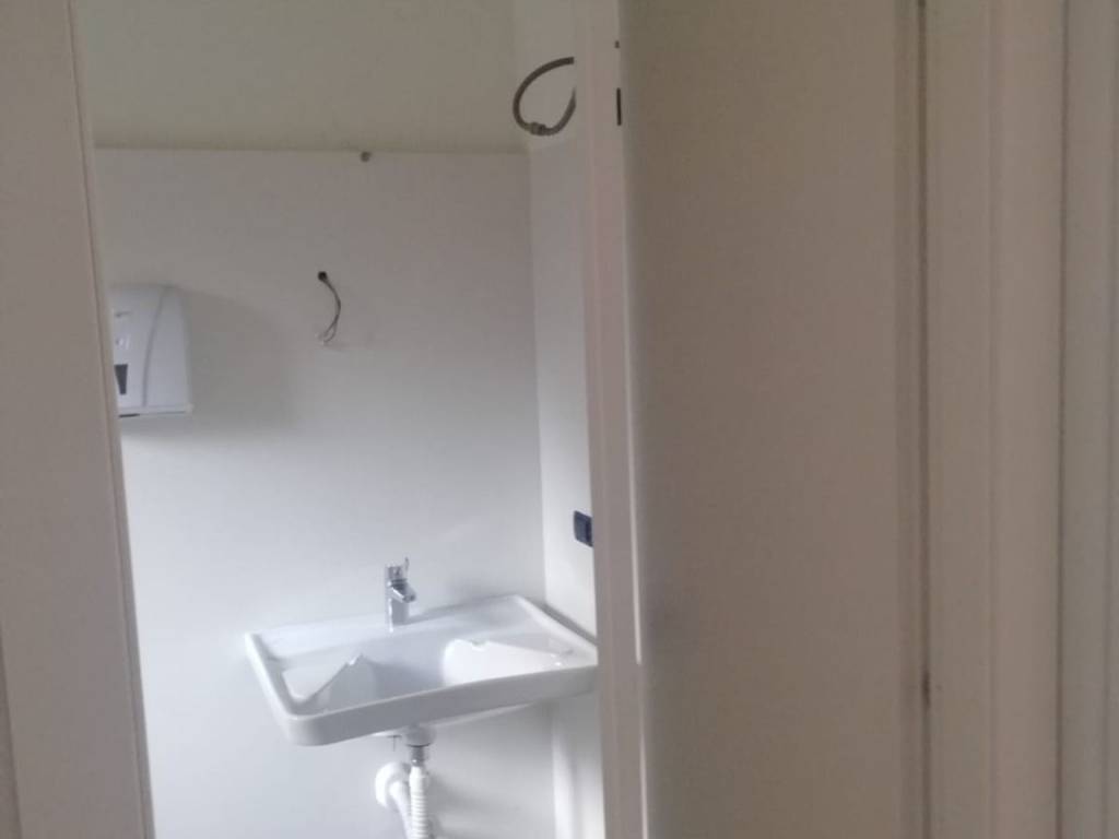 ufficio in affitto a Cinisello Balsamo in zona Robecco