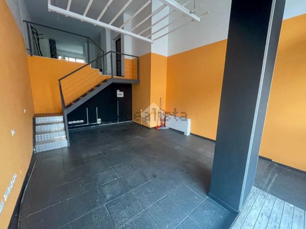 negozio in affitto a Cinisello Balsamo