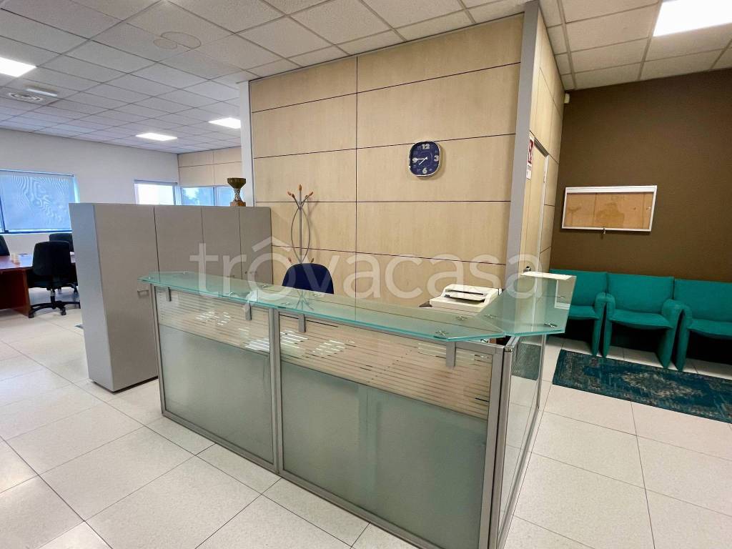 ufficio in affitto a Cinisello Balsamo