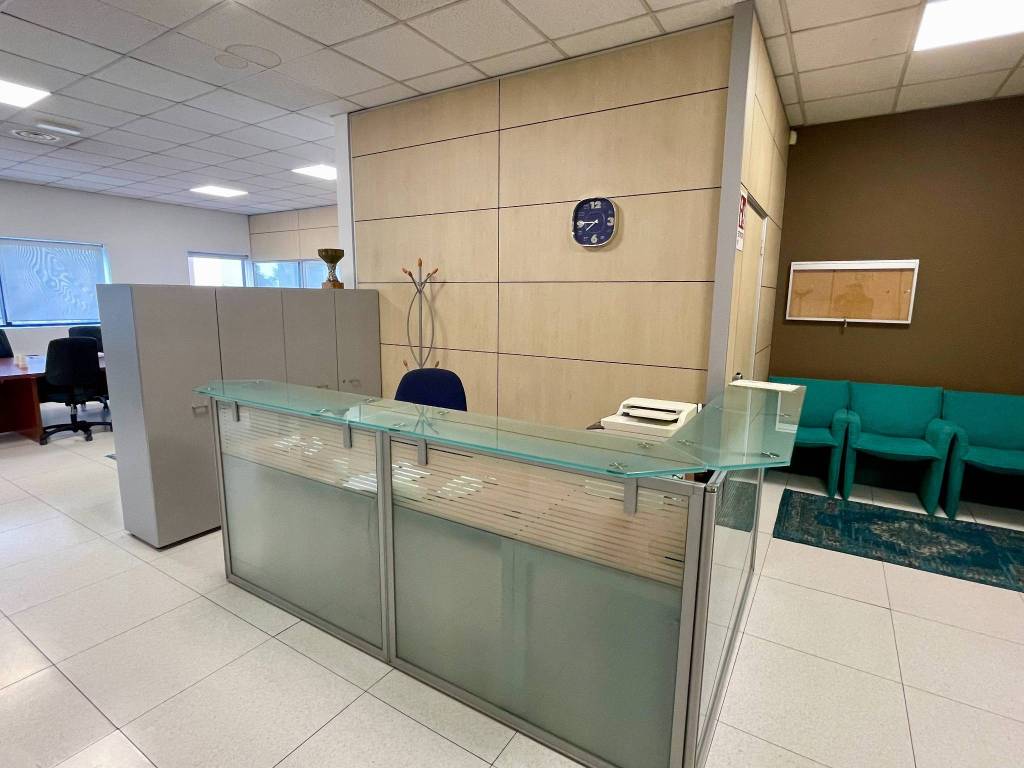 ufficio in affitto a Cinisello Balsamo in zona Robecco