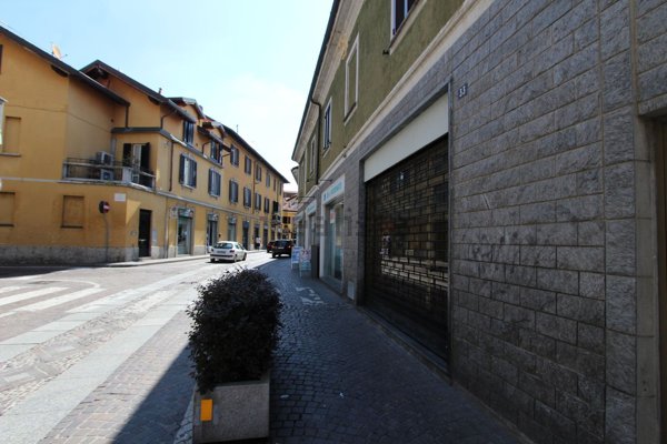 negozio in affitto a Cinisello Balsamo