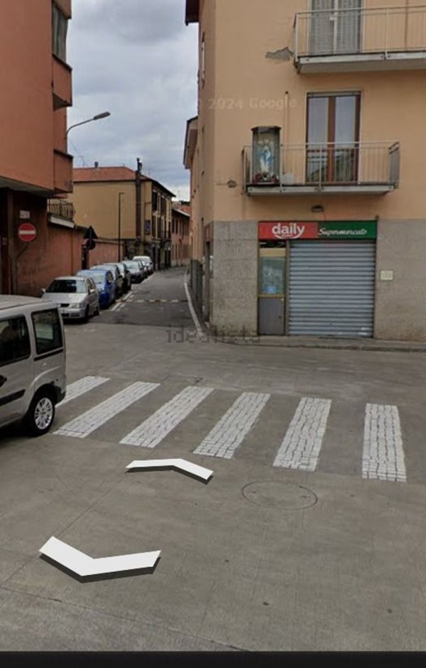 locale commerciale in affitto a Cinisello Balsamo