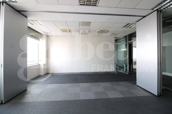 ufficio in affitto a Cinisello Balsamo