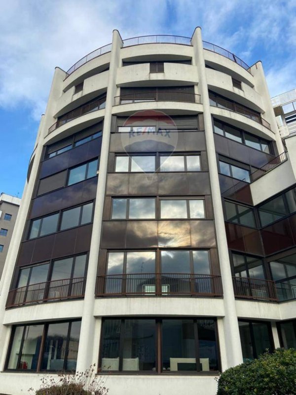 ufficio in affitto a Cinisello Balsamo