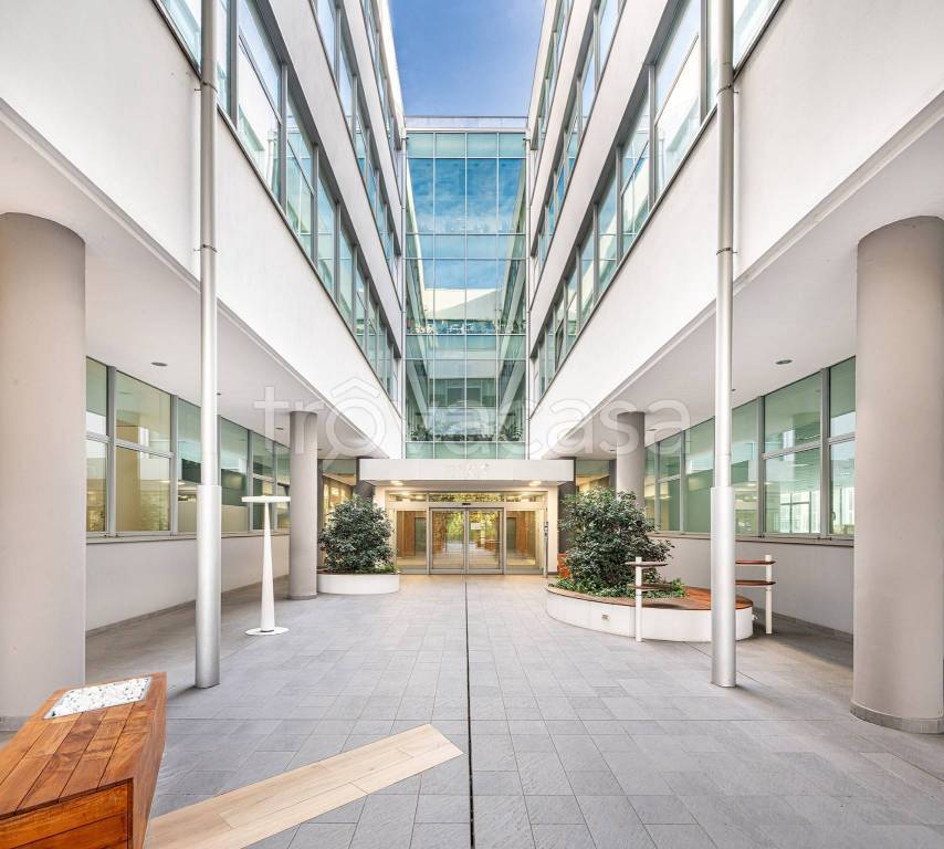 ufficio in affitto a Cinisello Balsamo in zona Robecco