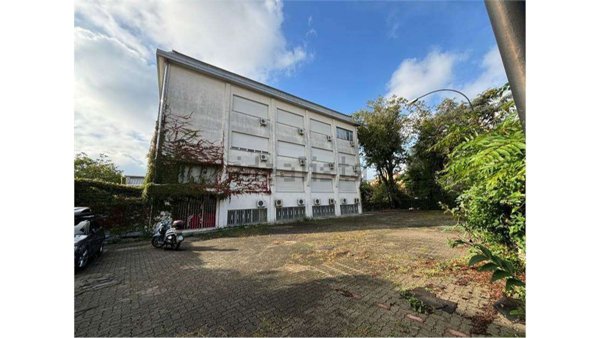 ufficio in affitto a Cinisello Balsamo in zona Casignolo