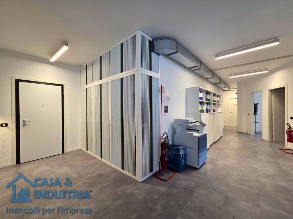 ufficio in affitto a Cinisello Balsamo in zona Robecco