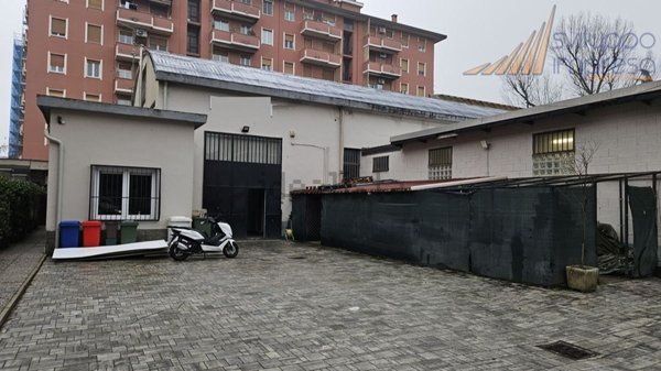 locale di sgombero in affitto a Cinisello Balsamo