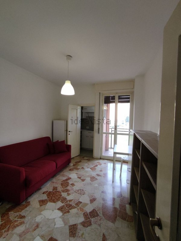 monolocale in affitto a Cinisello Balsamo in zona Crocetta