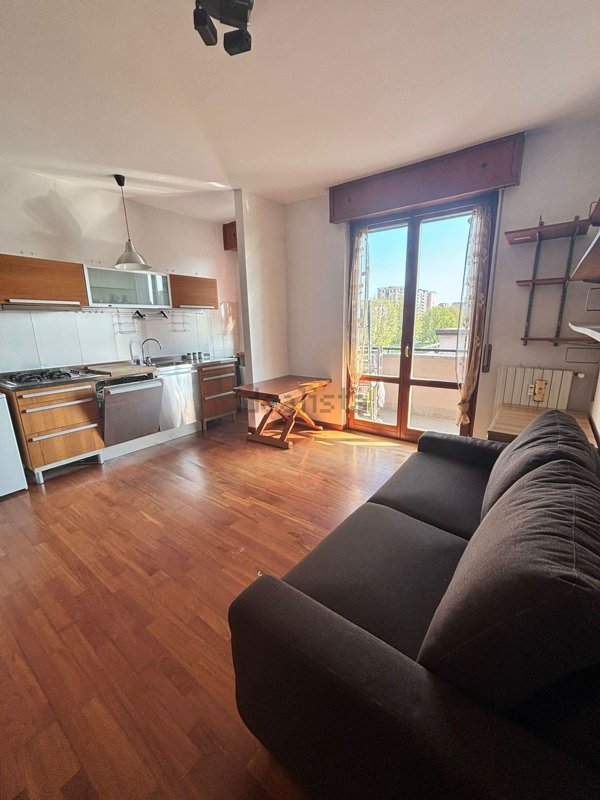 appartamento in affitto a Cinisello Balsamo in zona Crocetta