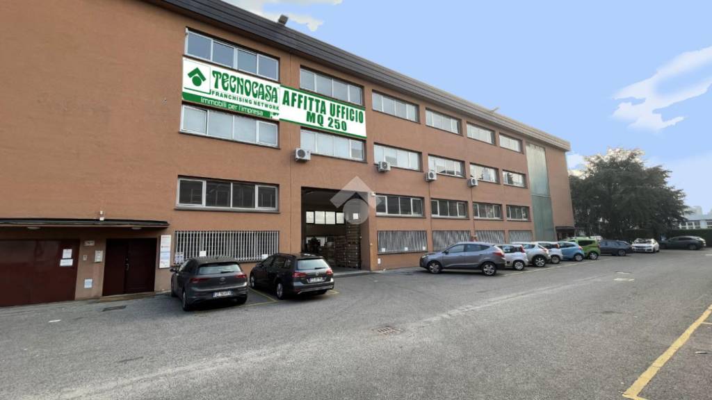 ufficio in affitto a Cinisello Balsamo in zona Bettola