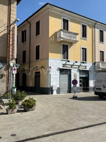 negozio in affitto a Cinisello Balsamo