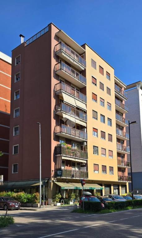 appartamento in affitto a Cinisello Balsamo in zona Crocetta