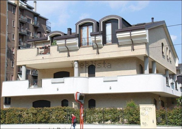 appartamento in affitto a Cinisello Balsamo in zona Robecco