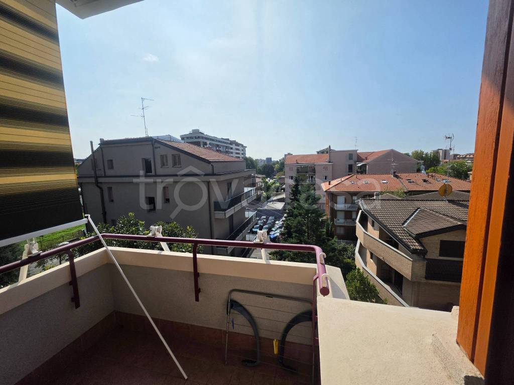 appartamento in affitto a Cinisello Balsamo in zona Robecco