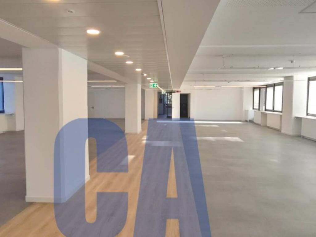 ufficio in affitto a Cologno Monzese